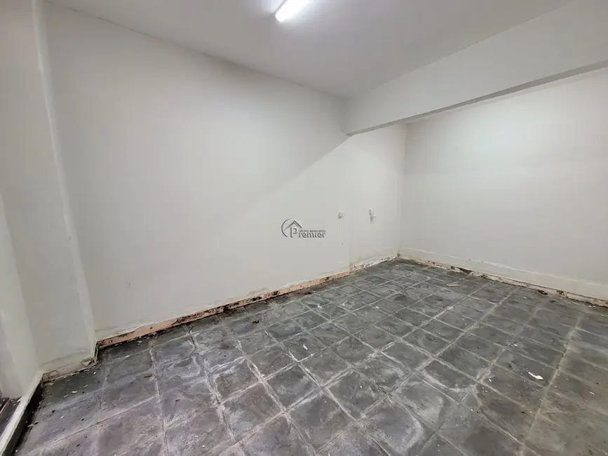 Foto 17 de Casa à venda, 448m2 em Vila Georgina, Indaiatuba - SP