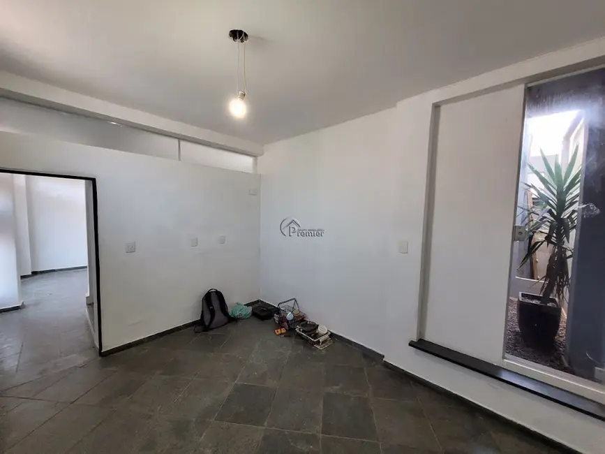 Foto 3 de Casa à venda, 448m2 em Vila Georgina, Indaiatuba - SP