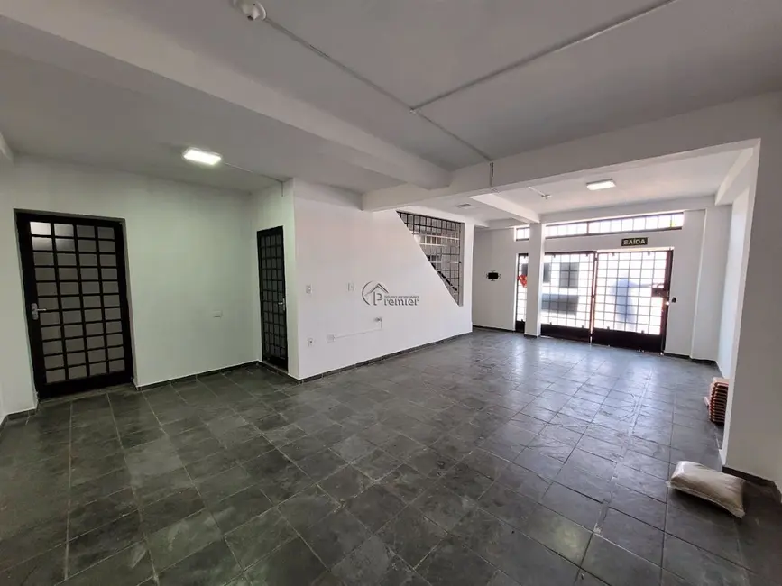 Foto 4 de Casa à venda, 448m2 em Vila Georgina, Indaiatuba - SP