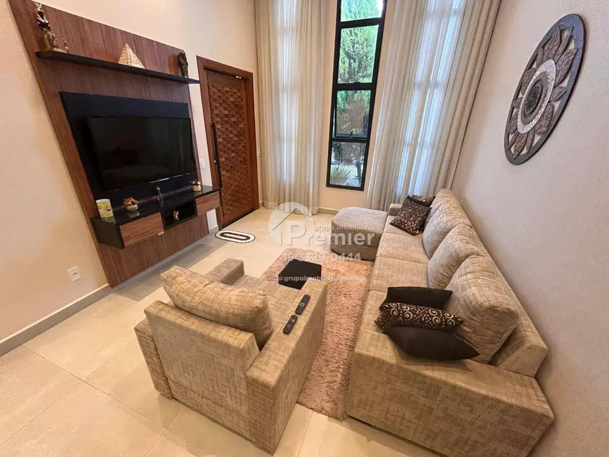 Foto 2 de Casa de Condomínio com 3 quartos à venda, 216m2 em Jardim Mantova, Indaiatuba - SP