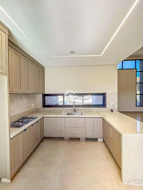 Foto 3 de Casa de Condomínio com 3 quartos à venda, 200m2 em Indaiatuba - SP