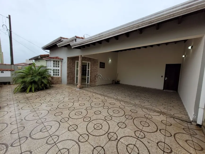 Casa com 3 quartos para alugar, 300m2 em Vila Suíça, Indaiatuba - SP - imagem 1 Foto 1 de Casa com 3 quartos para alugar, 300m2 em Vila Suíça, Indaiatuba - SP
