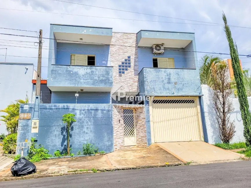 Casa com 3 quartos à venda, 133m2 em Centro, Indaiatuba - SP - imagem 2 Foto 2 de Casa com 3 quartos à venda, 133m2 em Centro, Indaiatuba - SP