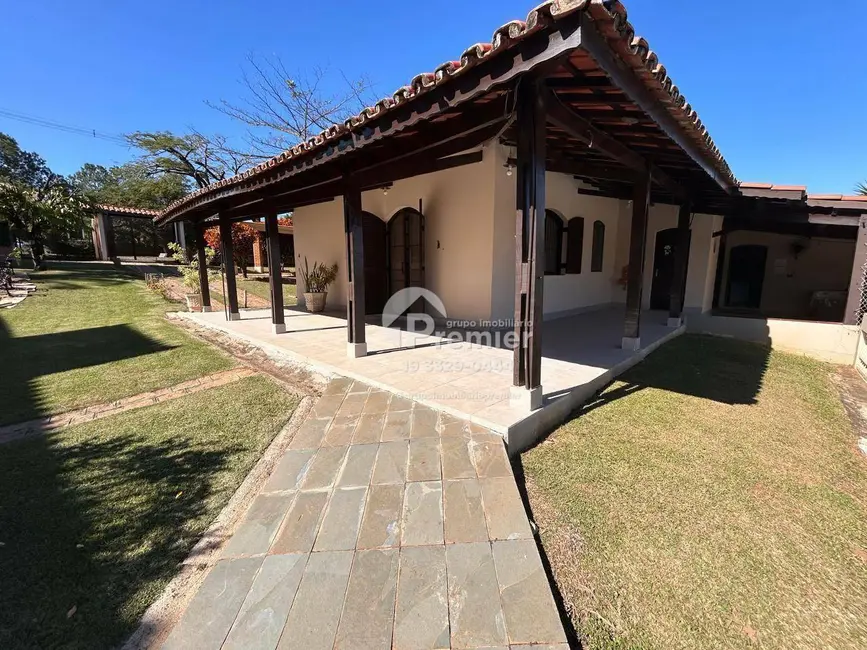 Chácara com 4 quartos à venda, 2500m2 em Colinas do Mosteiro de Itaici, Indaiatuba - SP - imagem 1 Foto 1 de Chácara com 4 quartos à venda, 2500m2 em Colinas do Mosteiro de Itaici, Indaiatuba - SP