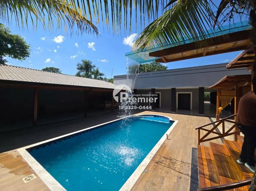 Chácara com 3 quartos à venda, 3000m2 em Vale das Laranjeiras, Indaiatuba - SP - imagem 8 Foto 8 de Chácara com 3 quartos à venda, 3000m2 em Vale das Laranjeiras, Indaiatuba - SP