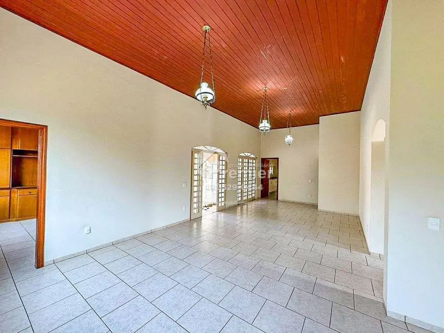 Foto 5 de Chácara com 3 quartos à venda, 1022m2 em Colinas de Indaiatuba II, Indaiatuba - SP