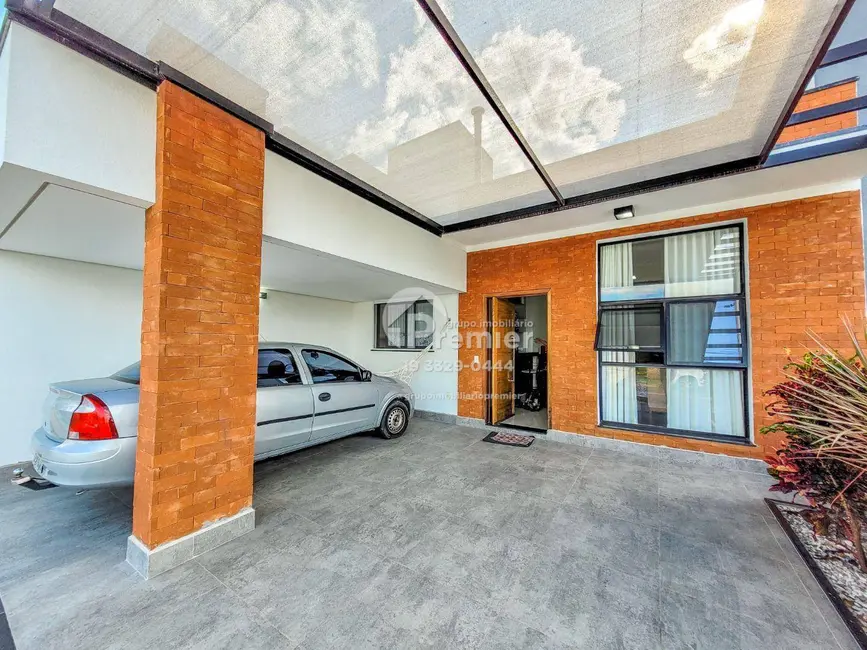 Foto 2 de Casa com 3 quartos à venda, 150m2 em Indaiatuba - SP