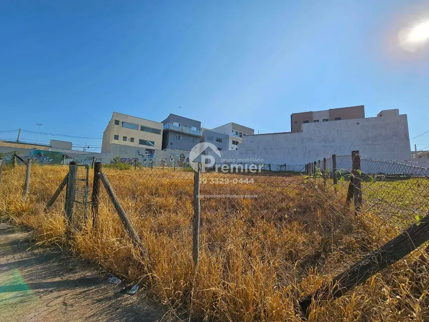 Foto 3 de Terreno / Lote à venda, 280m2 em Jardim Colonial, Indaiatuba - SP