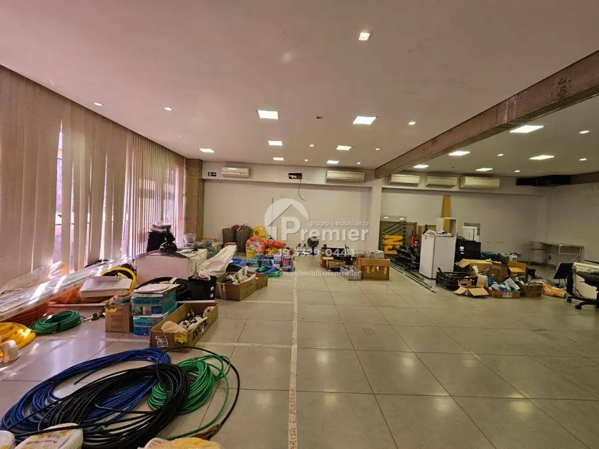 Sala Comercial para alugar, 239m2 em Centro, Indaiatuba - SP - imagem 4 Foto 4 de Sala Comercial para alugar, 239m2 em Centro, Indaiatuba - SP
