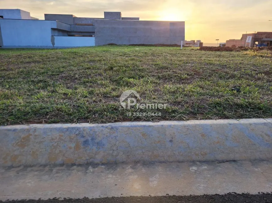 Foto 1 de Terreno / Lote à venda, 300m2 em Indaiatuba - SP