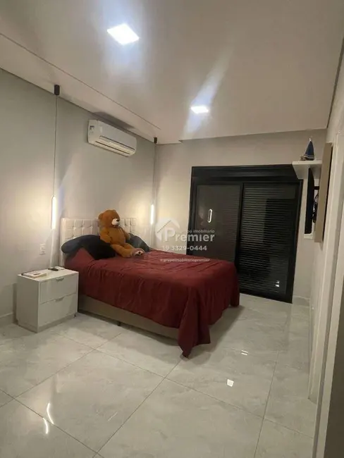 Foto 1 de Casa de Condomínio com 3 quartos à venda, 300m2 em Jardim Residencial Maria Dulce, Indaiatuba - SP