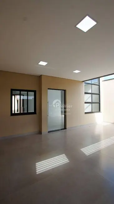 Foto 1 de Casa com 3 quartos à venda, 150m2 em Indaiatuba - SP
