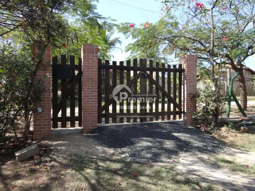 Foto 2 de Chácara com 3 quartos à venda, 3000m2 em Jardim dos Laranjais, Indaiatuba - SP