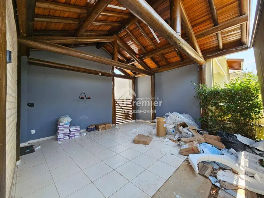 Casa de Condomínio com 3 quartos para alugar, 300m2 em Jardim Portal dos Ipês, Indaiatuba - SP - imagem 2 Foto 2 de Casa de Condomínio com 3 quartos para alugar, 300m2 em Jardim Portal dos Ipês, Indaiatuba - SP