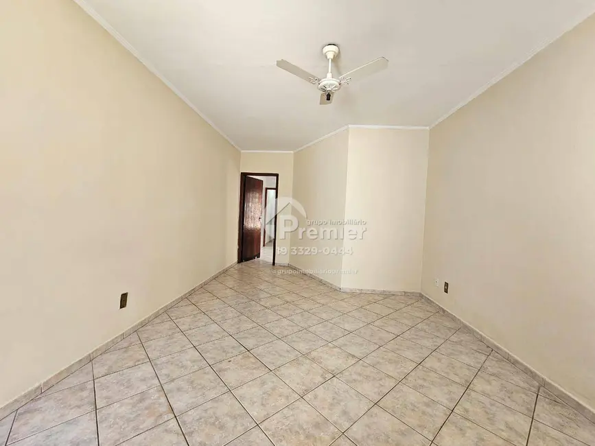 Casa com 2 quartos para alugar, 125m2 em Vila Avaí, Indaiatuba - SP - imagem 6 Foto 6 de Casa com 2 quartos para alugar, 125m2 em Vila Avaí, Indaiatuba - SP