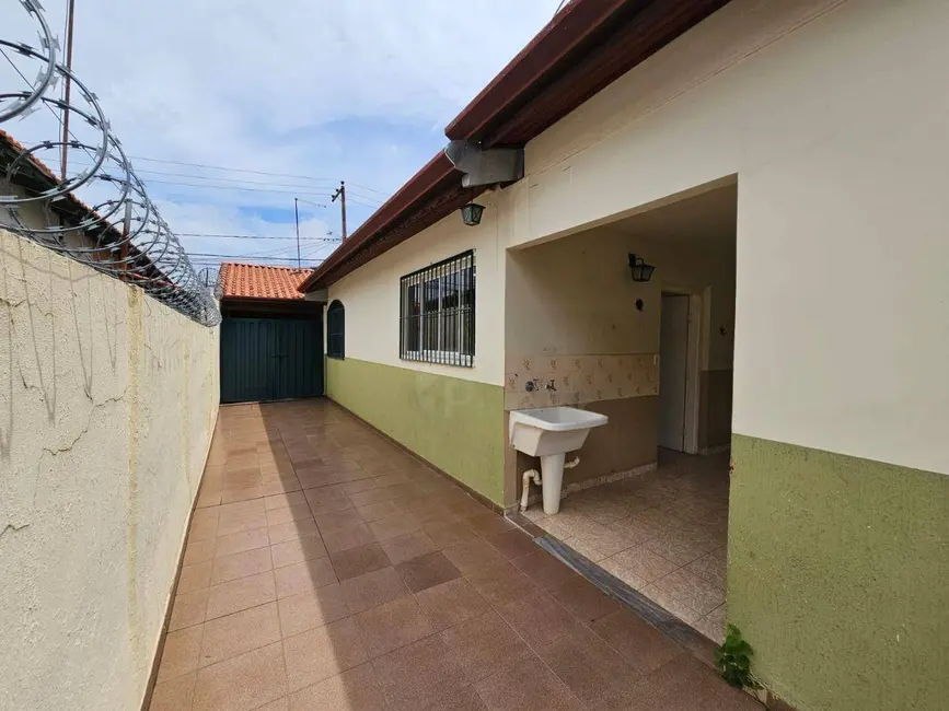 Foto 8 de Casa com 3 quartos para alugar, 394m2 em Vila Furlan, Indaiatuba - SP
