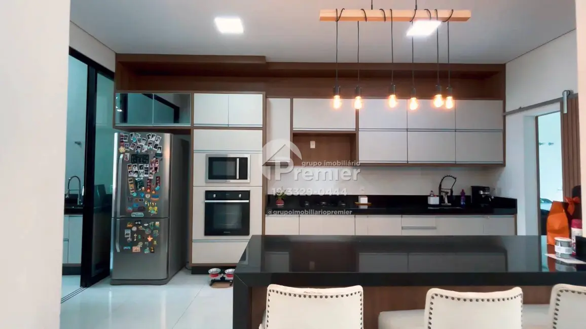 Foto 6 de Casa de Condomínio com 3 quartos à venda, 240m2 em Jardim Bréscia, Indaiatuba - SP