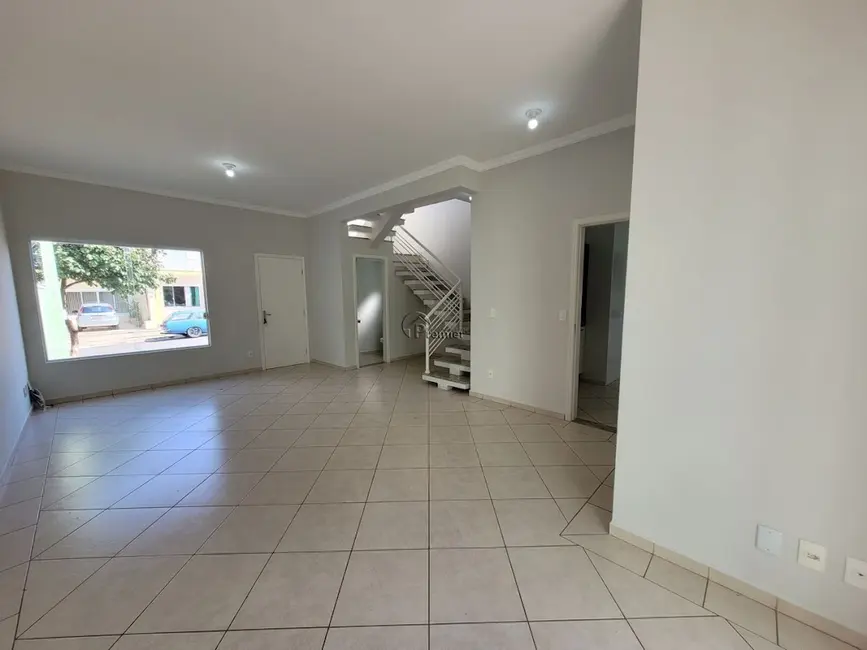 Casa de Condomínio com 3 quartos à venda e para alugar, 150m2 em Villaggio Di Itaici, Indaiatuba - SP - imagem 4 Foto 4 de Casa de Condomínio com 3 quartos à venda e para alugar, 150m2 em Villaggio Di Itaici, Indaiatuba - SP
