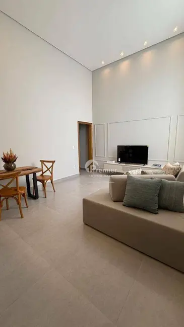 Foto 4 de Casa com 3 quartos à venda, 150m2 em Indaiatuba - SP