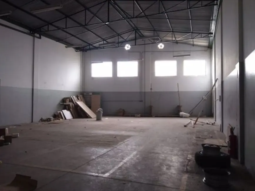 Foto 4 de Sala Comercial para alugar, 601m2 em Vila Vitória II, Indaiatuba - SP