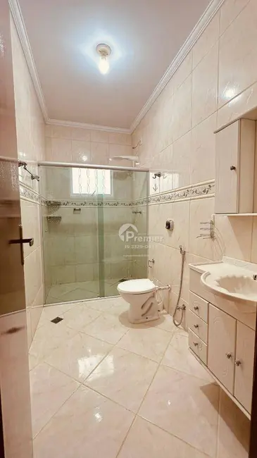 Foto 2 de Casa com 2 quartos à venda, 130m2 em Jardim Hubert, Indaiatuba - SP