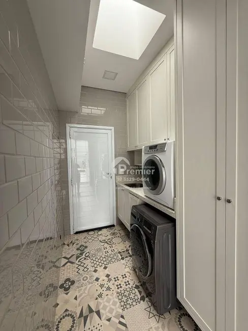 Foto 4 de Casa com 3 quartos à venda, 305m2 em Indaiatuba - SP