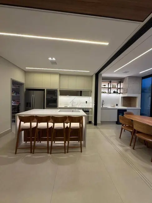 Foto 1 de Casa de Condomínio com 3 quartos à venda, 215m2 em Indaiatuba - SP