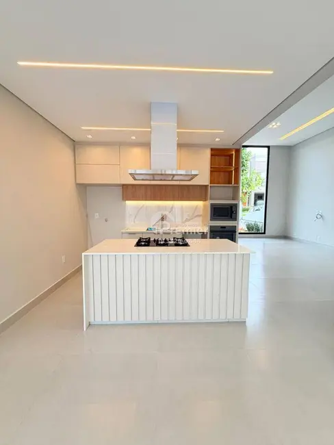 Foto 8 de Casa de Condomínio com 3 quartos à venda, 300m2 em Indaiatuba - SP