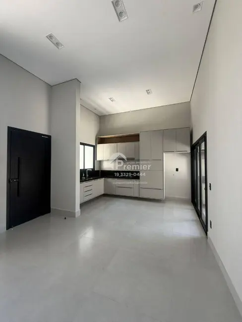 Foto 1 de Casa com 3 quartos à venda, 150m2 em Indaiatuba - SP