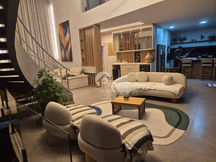 Casa com 4 quartos à venda, 585m2 em Indaiatuba - SP - imagem 1 Foto 1 de Casa com 4 quartos à venda, 585m2 em Indaiatuba - SP