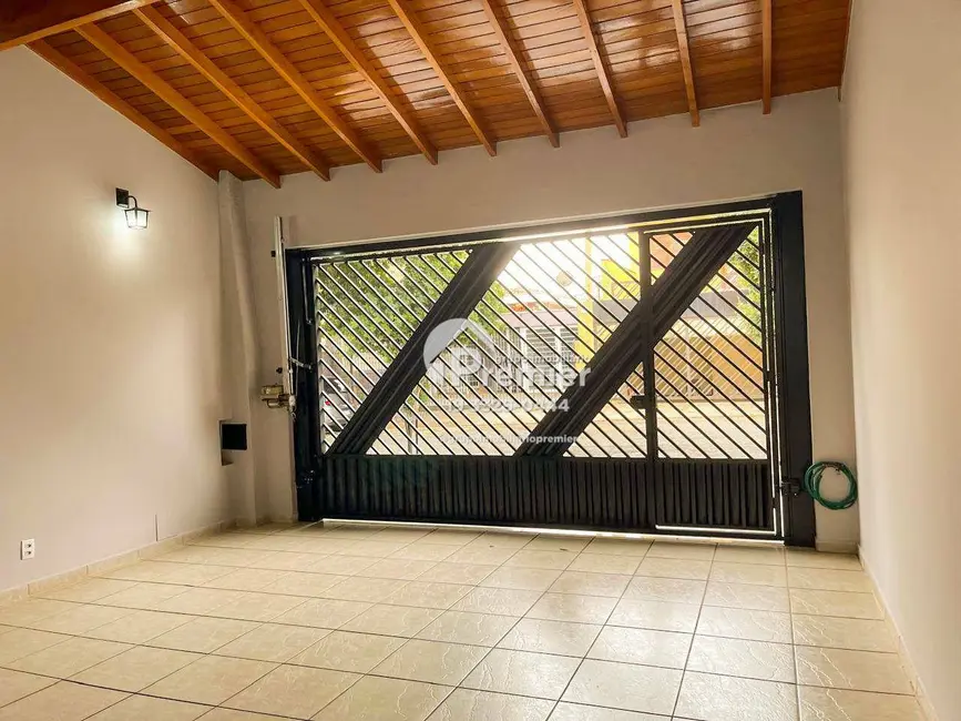 Foto 2 de Casa com 4 quartos para alugar, 125m2 em Jardim Pau Preto, Indaiatuba - SP