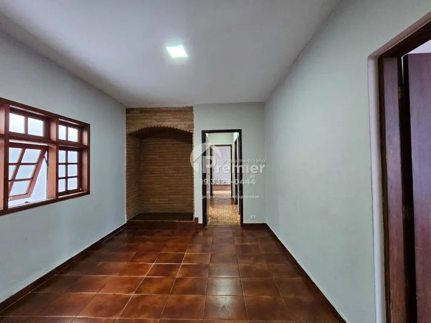 Foto 9 de Casa para alugar, 256m2 em Vila Sfeir, Indaiatuba - SP