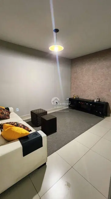 Casa com 3 quartos à venda, 250m2 em Jardim Morada do Sol, Indaiatuba - SP - imagem 7 Foto 7 de Casa com 3 quartos à venda, 250m2 em Jardim Morada do Sol, Indaiatuba - SP