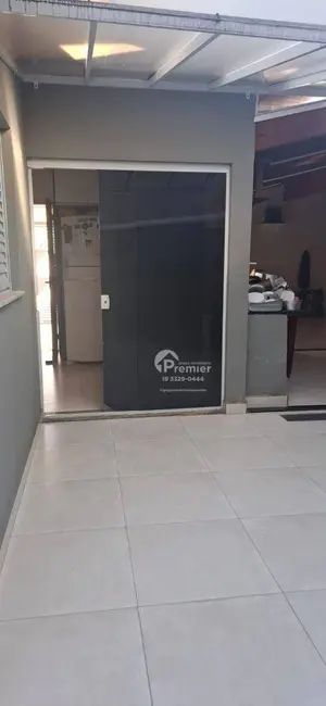 Casa com 2 quartos à venda, 150m2 em Jardim Barcelona, Indaiatuba - SP - imagem 3 Foto 3 de Casa com 2 quartos à venda, 150m2 em Jardim Barcelona, Indaiatuba - SP