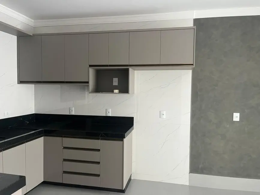 Foto 6 de Casa com 3 quartos à venda e para alugar, 150m2 em Indaiatuba - SP