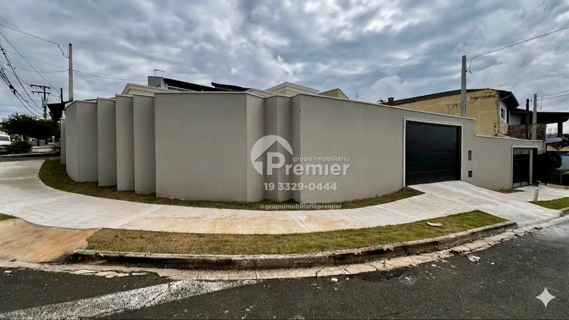Foto 2 de Casa com 3 quartos à venda, 186m2 em Jardim Regina, Indaiatuba - SP