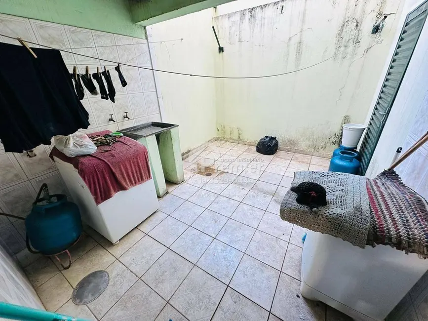 Foto 8 de Casa com 3 quartos à venda, 272m2 em Jardim Regina, Indaiatuba - SP