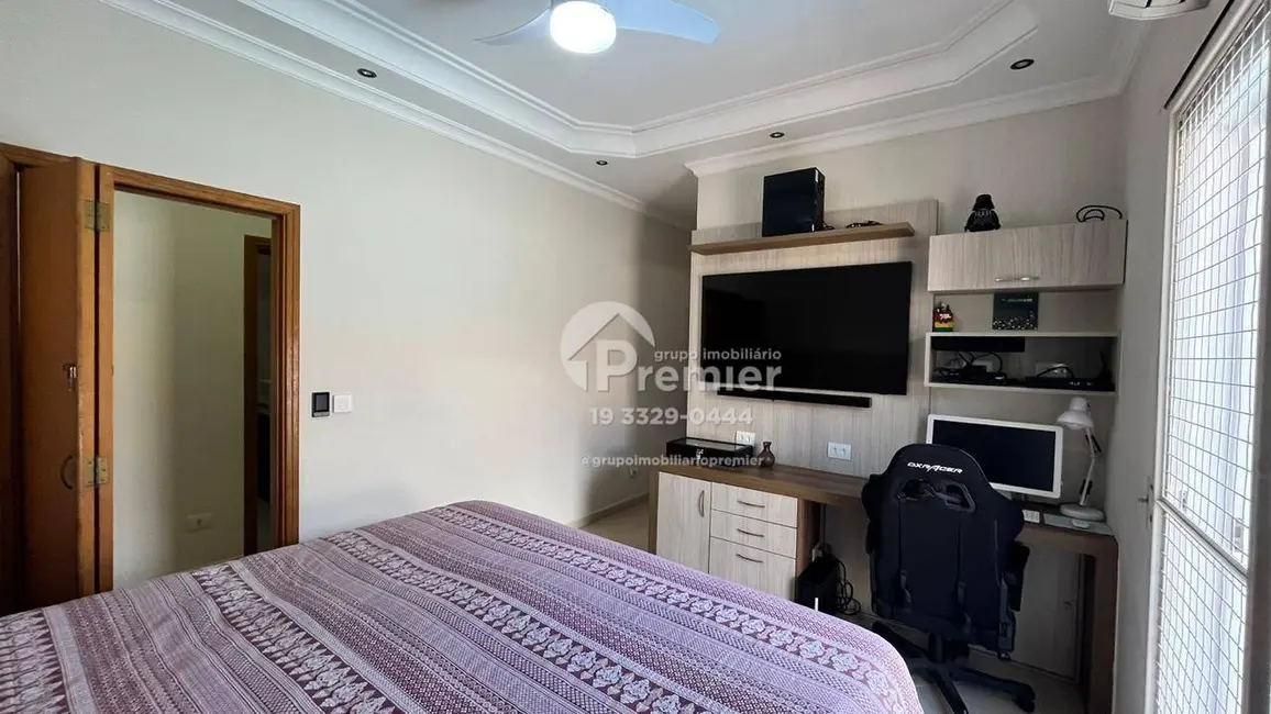 Casa com 3 quartos à venda, 300m2 em Centro, Indaiatuba - SP - imagem 8 Foto 8 de Casa com 3 quartos à venda, 300m2 em Centro, Indaiatuba - SP
