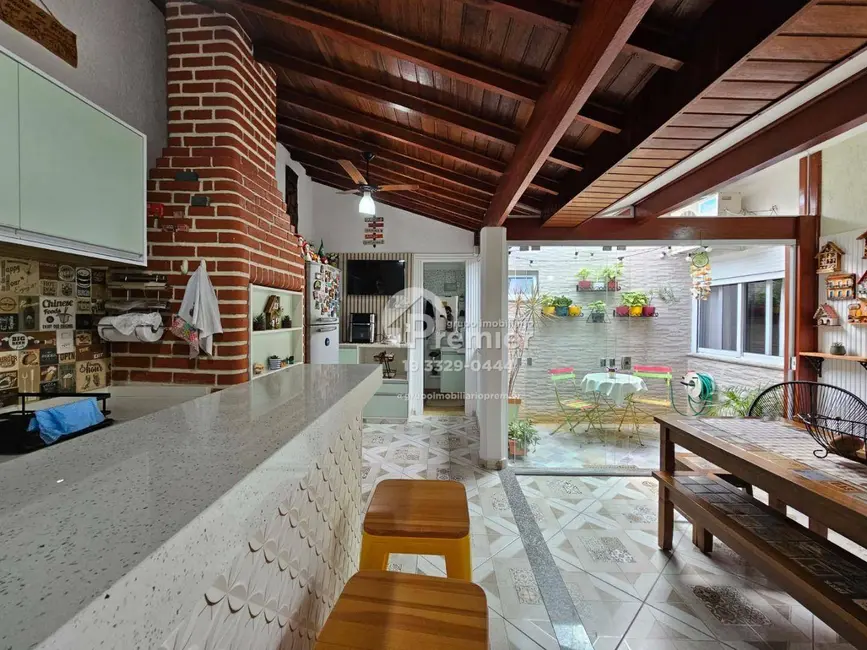 Casa de Condomínio com 2 quartos à venda, 149m2 em Jardim Adriana, Indaiatuba - SP - imagem 5 Foto 5 de Casa de Condomínio com 2 quartos à venda, 149m2 em Jardim Adriana, Indaiatuba - SP