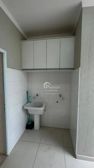 Casa de Condomínio com 3 quartos para alugar, 150m2 em Jardim Montreal Residence, Indaiatuba - SP - imagem 6 Foto 6 de Casa de Condomínio com 3 quartos para alugar, 150m2 em Jardim Montreal Residence, Indaiatuba - SP