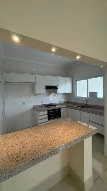 Casa de Condomínio com 3 quartos para alugar, 150m2 em Jardim Montreal Residence, Indaiatuba - SP - imagem 3 Foto 3 de Casa de Condomínio com 3 quartos para alugar, 150m2 em Jardim Montreal Residence, Indaiatuba - SP