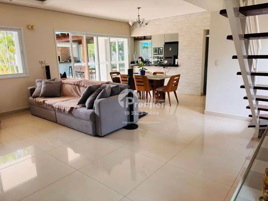Chácara com 4 quartos à venda, 2550m2 em Colinas do Mosteiro de Itaici, Indaiatuba - SP - imagem 9 Foto 9 de Chácara com 4 quartos à venda, 2550m2 em Colinas do Mosteiro de Itaici, Indaiatuba - SP