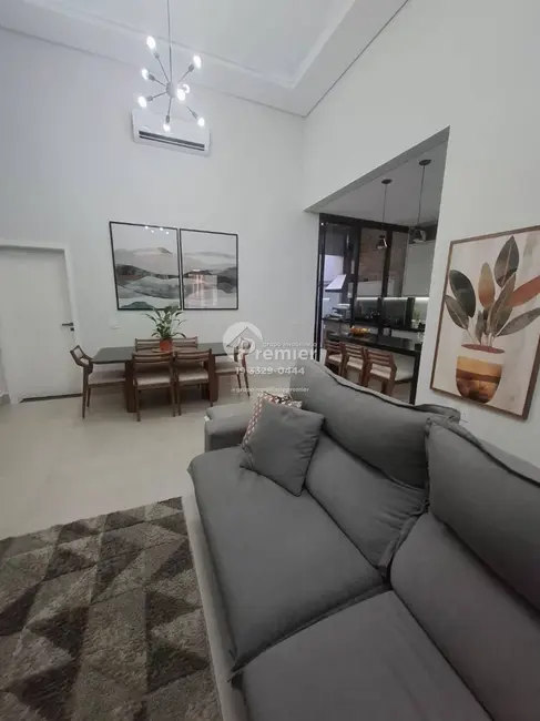 Foto 4 de Casa de Condomínio com 3 quartos à venda, 200m2 em Jardim Bréscia, Indaiatuba - SP