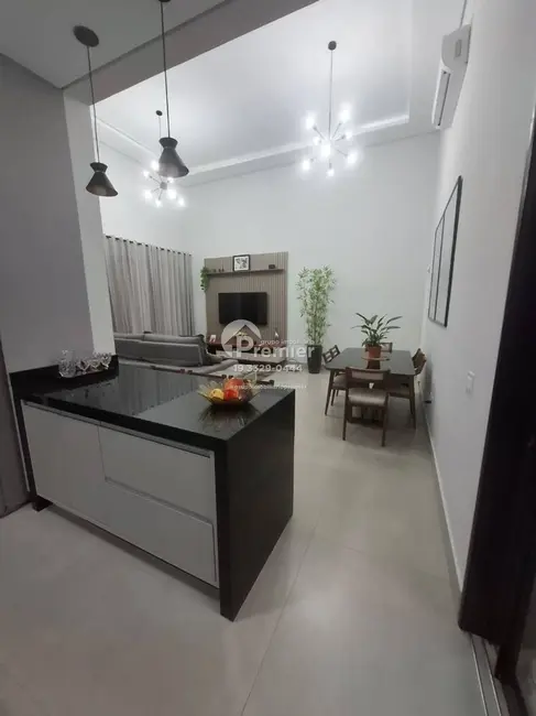 Foto 2 de Casa de Condomínio com 3 quartos à venda, 200m2 em Jardim Bréscia, Indaiatuba - SP