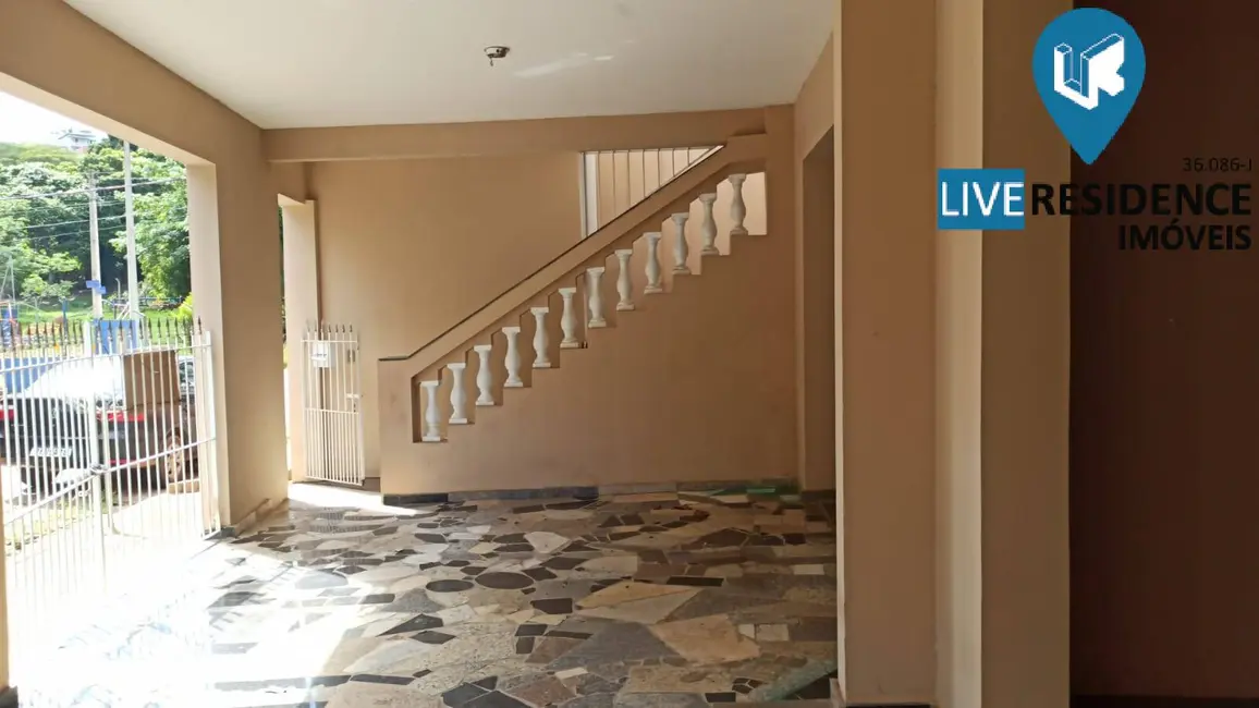 Foto 4 de Casa com 3 quartos à venda, 272m2 em Jardim Ipê, Itatiba - SP