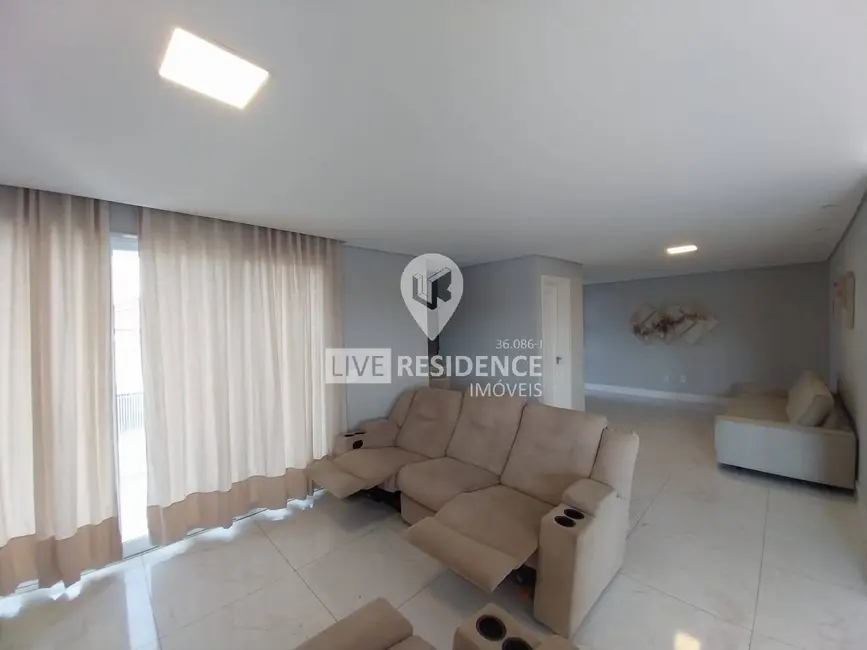 Foto 6 de Casa com 4 quartos à venda, 330m2 em Recanto do Parque, Itatiba - SP