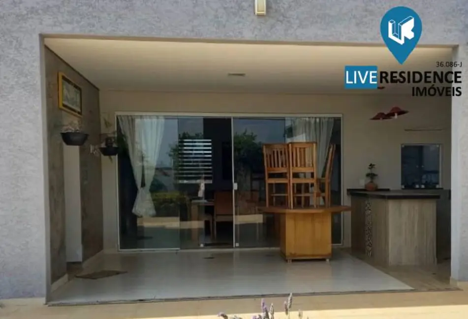 Casa de Condomínio com 3 quartos à venda, 220m2 em Residencial Terras Nobres, Itatiba - SP - imagem 4 Foto 4 de Casa de Condomínio com 3 quartos à venda, 220m2 em Residencial Terras Nobres, Itatiba - SP