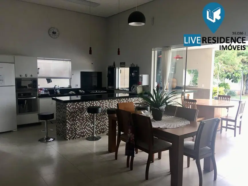 Casa de Condomínio com 3 quartos à venda, 220m2 em Residencial Terras Nobres, Itatiba - SP - imagem 6 Foto 6 de Casa de Condomínio com 3 quartos à venda, 220m2 em Residencial Terras Nobres, Itatiba - SP