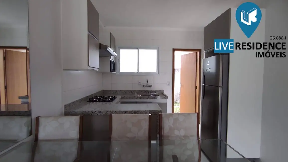 Foto 3 de Casa de Condomínio com 3 quartos à venda, 70m2 em Parque das Laranjeiras, Itatiba - SP