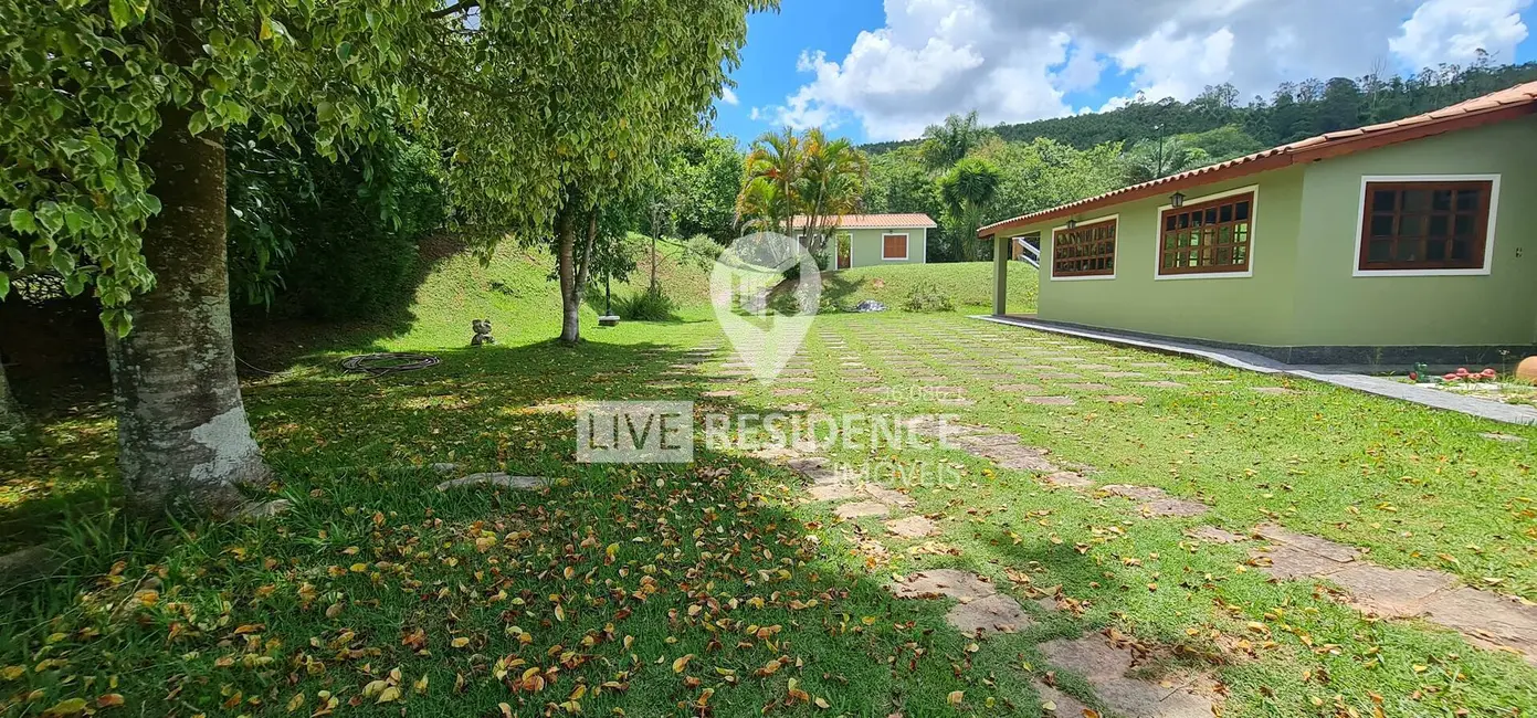 Foto 3 de Casa de Condomínio com 4 quartos à venda, 200m2 em Capela do Barreiro, Itatiba - SP